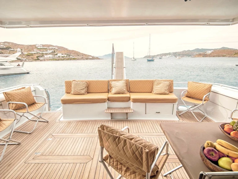 Alquiler de embarcaciones Ferretti Ferretti Yachts 58 enMykonos (Ciudad) en Samboat