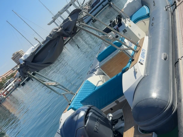 Alquiler Fréjus - Capelli Tempest 775 Open en SamBoat