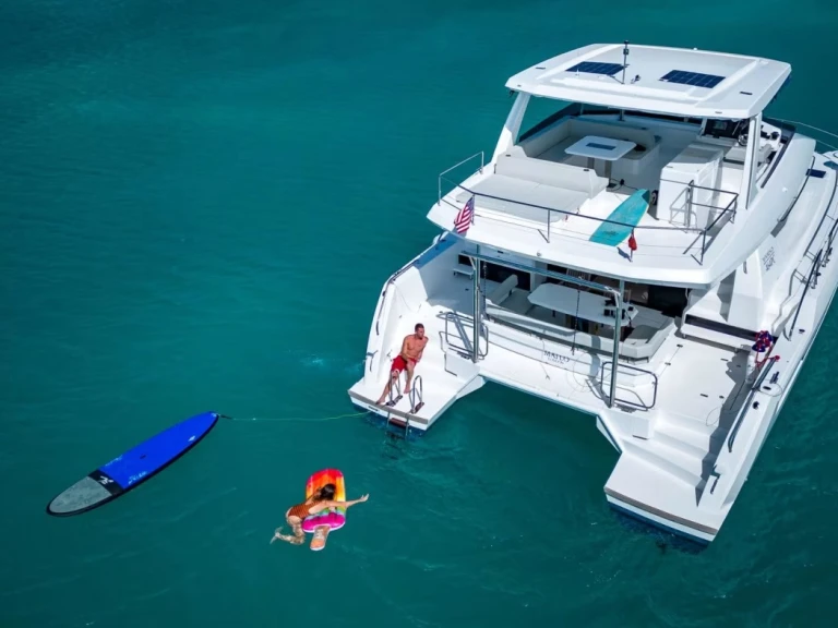 Alquiler de embarcaciones Leopard Leopard 46 Powercat enGouviá en Samboat