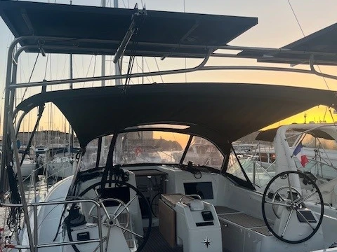 Alquiler de Jeanneau Sun Odyssey 410 en Marsella