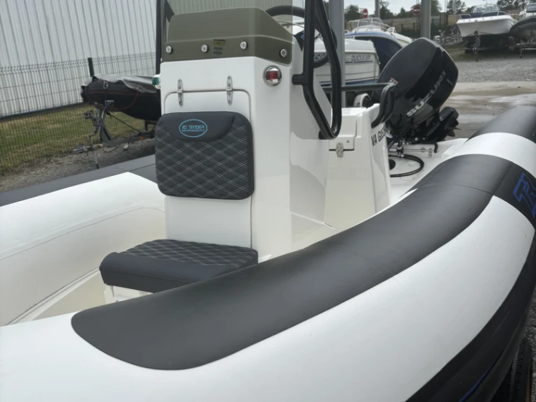 Alquiler de barcos Séné barato de 3D Tender 535 Limited