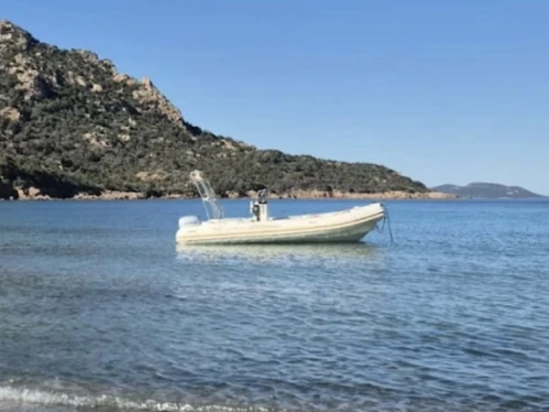 Alquiler de Neumática, con o sin patrón Valiant Porto-Vecchio