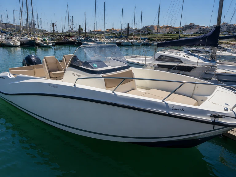 Alquiler de Quicksilver Activ 675 Open en La Rochelle