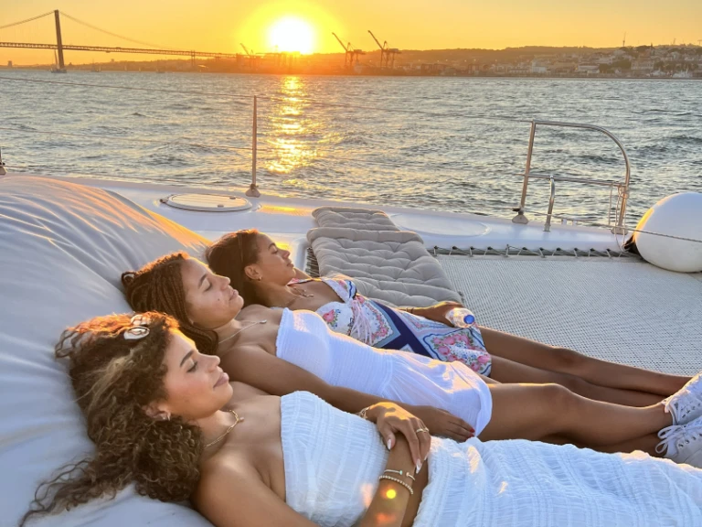 Alquiler Catamarán Fountaine Pajot con o sin  título de navegación