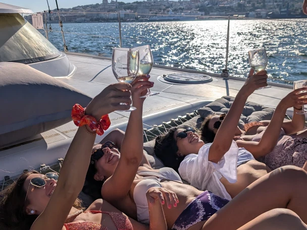 Fountaine Pajot Lavezzi 40 Maestro de alquiler a Lisboa