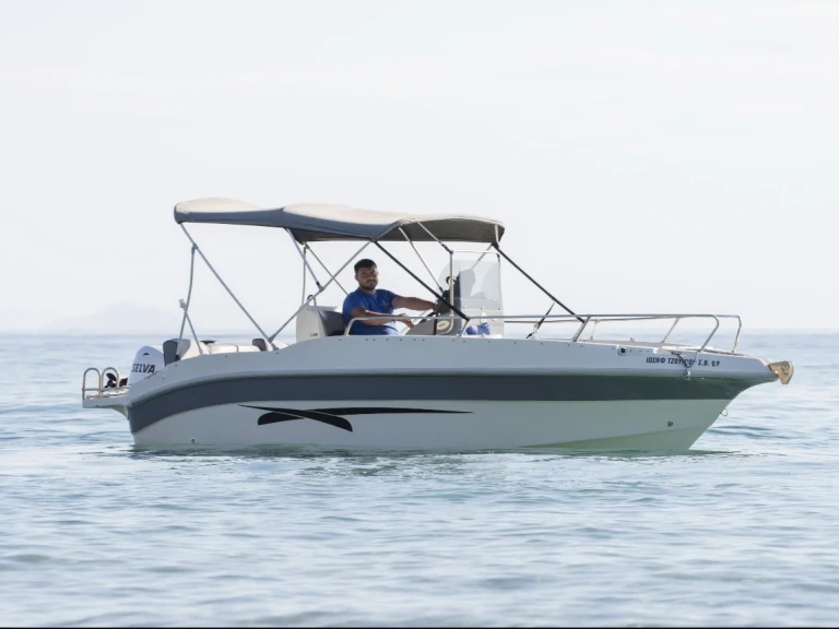Alquiler de barcos Zante barato de Nireus Ω53 Elegance 