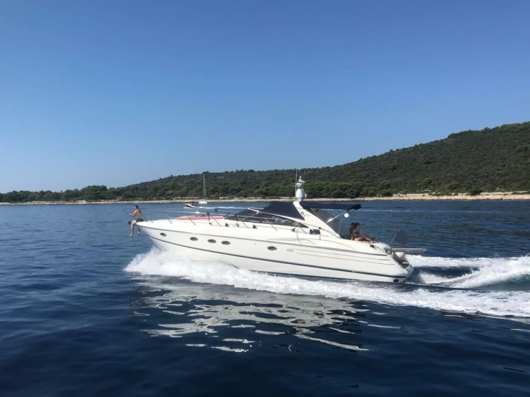 Alquiler Golfe-Juan - Princess Princess V50 en SamBoat