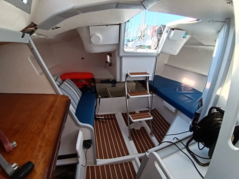 Alquiler de embarcaciones Jeanneau Selection 37 enLorient en Samboat