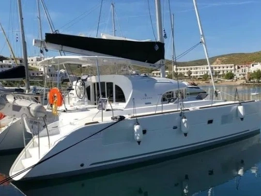 Lagoon Lagoon 380/4 cab de alquiler a Paros (Isla)