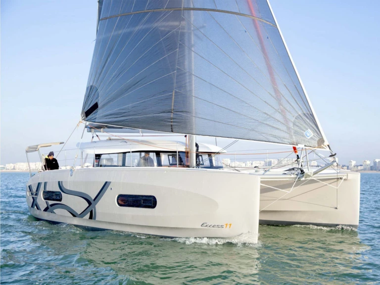 Alquiler Catamarán Excess con o sin  título de navegación