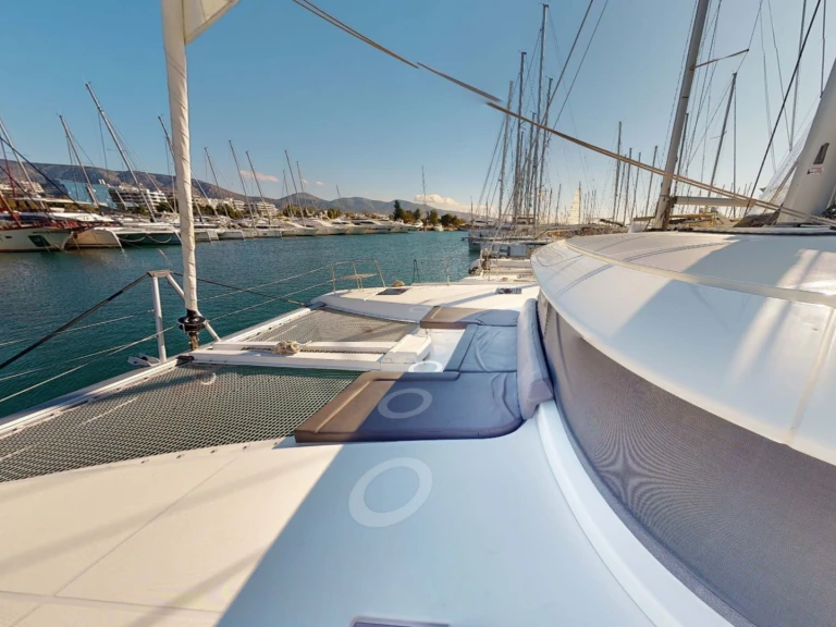 Alquiler Álimos - Lagoon Lagoon 46 Fly (6 cab.) en SamBoat