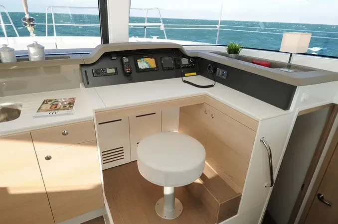 Alquiler de Catamarán, con o sin patrón Bali Kalkara
