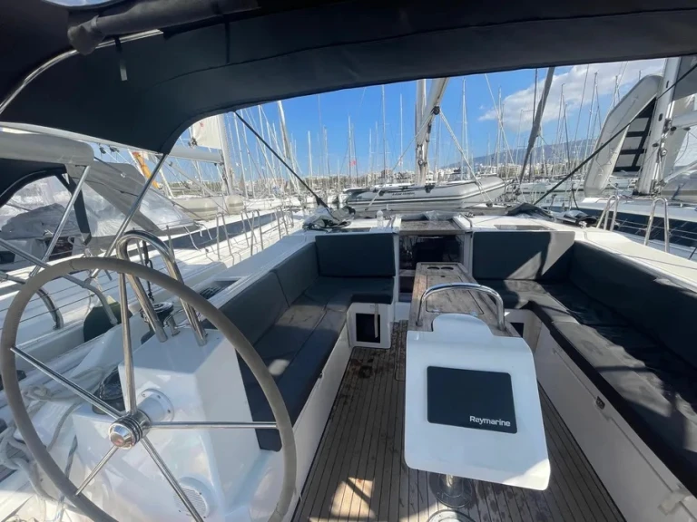 Bavaria Bavaria C45 de alquiler a Álimos