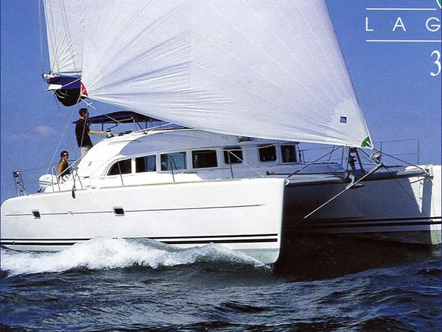 Alquiler de embarcaciones Lagoon Lagoon 380/4 cab enPropriano en Samboat