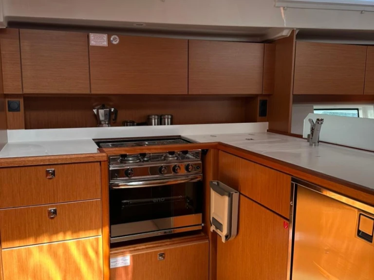 Alquiler de embarcaciones Bavaria Bavaria C45 Holiday /5cab enÁlimos en Samboat