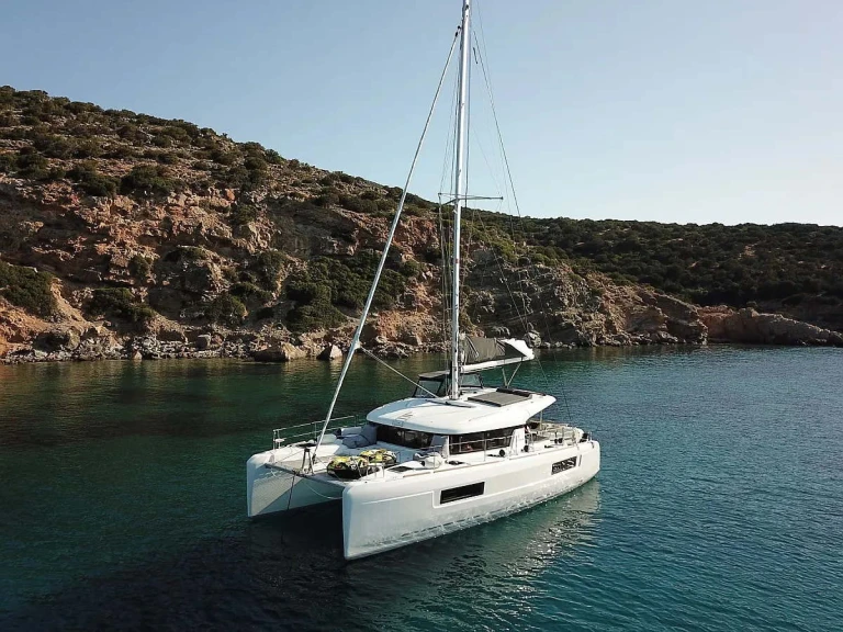 Alquiler de embarcaciones Lagoon Lagoon 40/4 cab enÁlimos en Samboat