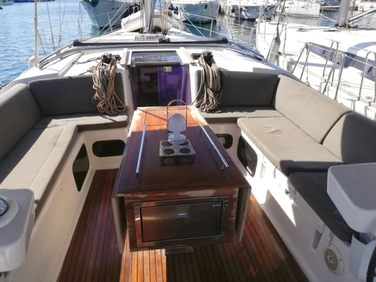 Alquiler Velero en Kalkara - Dufour Dufour 520 Grand Large /5cab