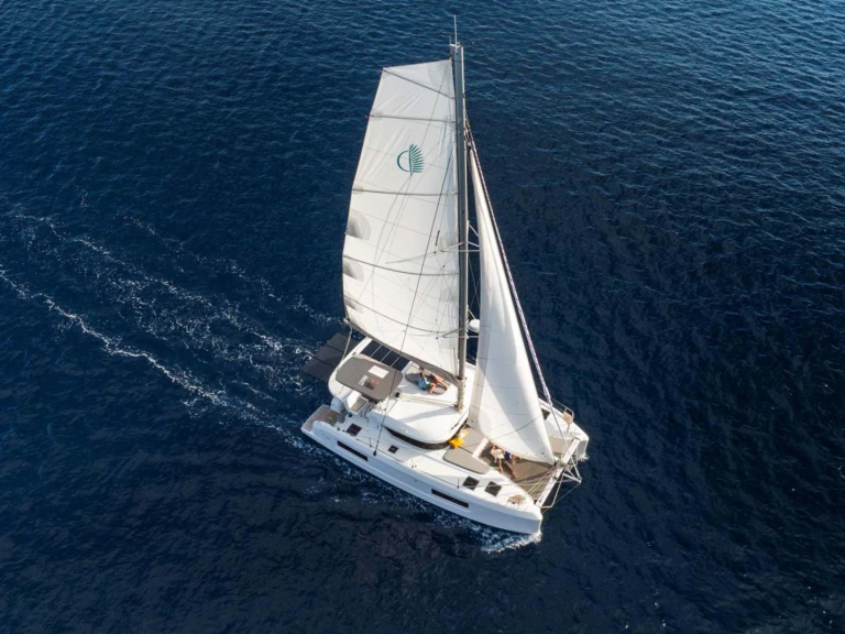 Alquiler de Catamarán, con o sin patrón Lagoon Néa Péramos