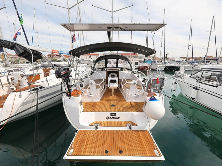 Alquiler Velero en Biograd na Moru - Bavaria Cruiser 37