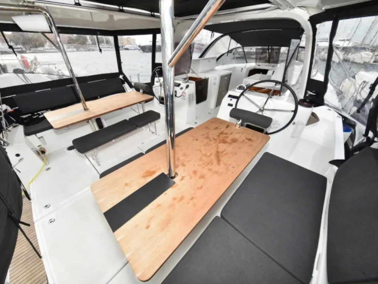 Alquiler de barcos Bormes-les-Mimosas barato de Sun Loft 47 /7cab