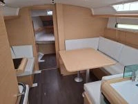 Alquiler de barcos Propriano barato de Sun Odyssey 419 (1WC) /3cab