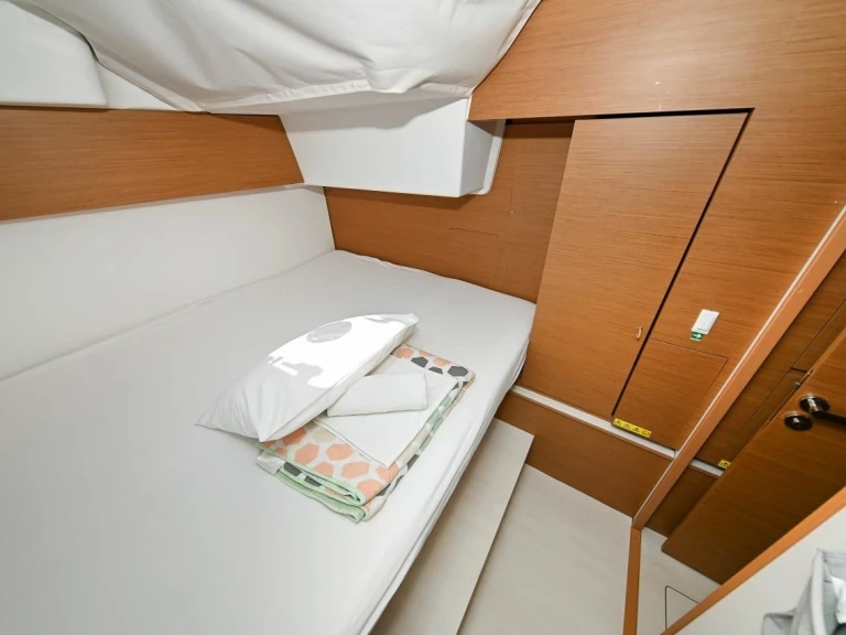 Alquiler de Catamarán, con o sin patrón Excess Pula
