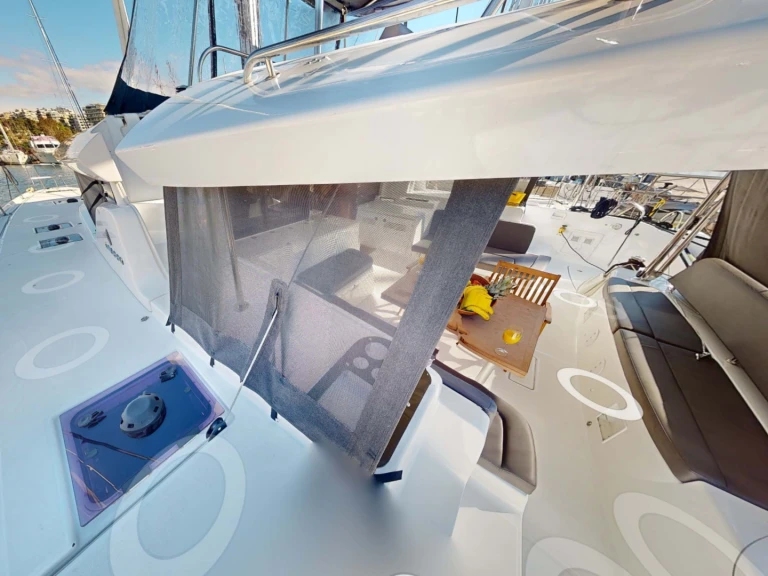 Alquiler Catamarán en Álimos - Lagoon Lagoon 46 Fly (6 cab.)