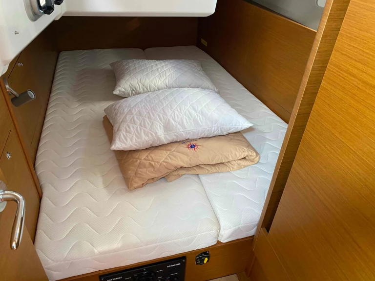 Alquiler de embarcaciones Jeanneau Sun Odyssey 410 /3cab enLefkáda en Samboat