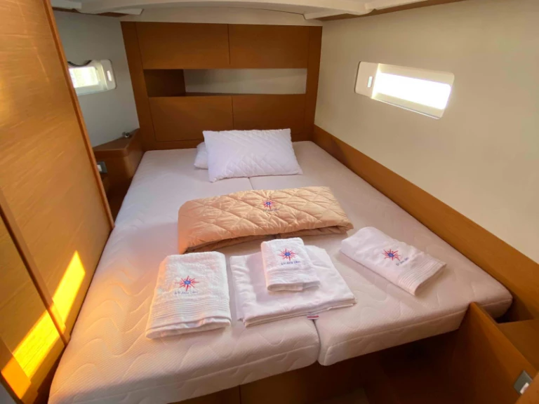 Jeanneau Sun Odyssey 410 /3cab de alquiler a Lefkáda