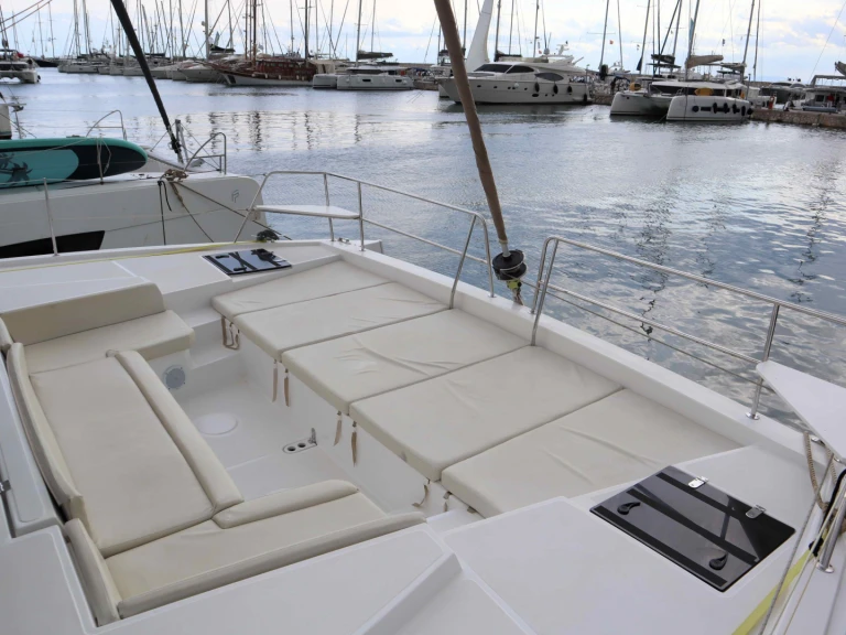 Bali Bali 4.1/4 cab, 4WC de alquiler a Paros (Isla)
