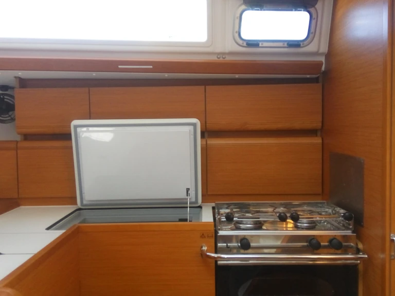 Alquiler de barcos Álimos barato de Sun Odyssey 449 /4cab