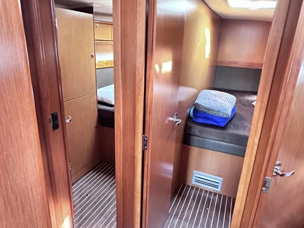 Bavaria Bavaria Cruiser 56 /6cab de alquiler a Álimos