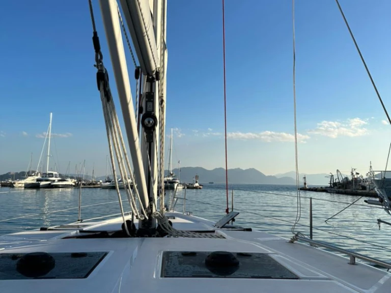 Velero para alquilar Álimos al mejor precio
