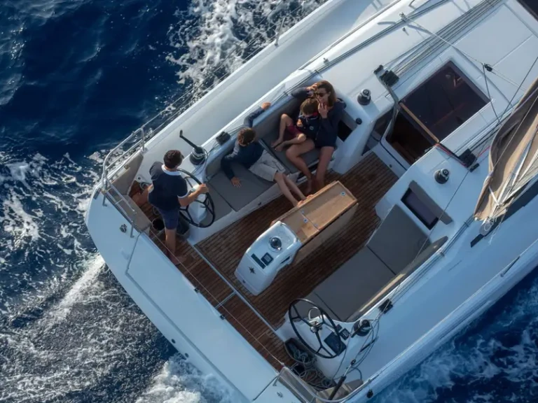 Alquiler Bormes-les-Mimosas - Jeanneau Sun Odyssey 410 /3cab en SamBoat
