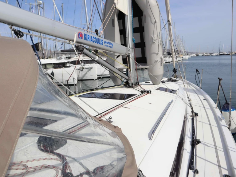 Alquiler de embarcaciones Jeanneau Sun Odyssey 440 (4cab) enLefkáda en Samboat