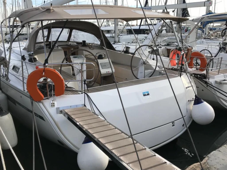 Alquiler Velero Bavaria con o sin  título de navegación