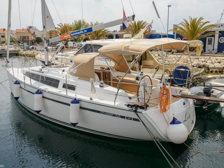 Alquiler de Bavaria Cruiser 34 en Biograd na Moru