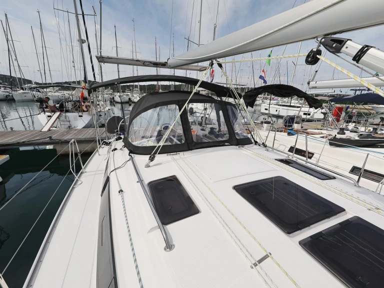 Alquiler de embarcaciones Bavaria Cruiser 37 enBiograd na Moru en Samboat