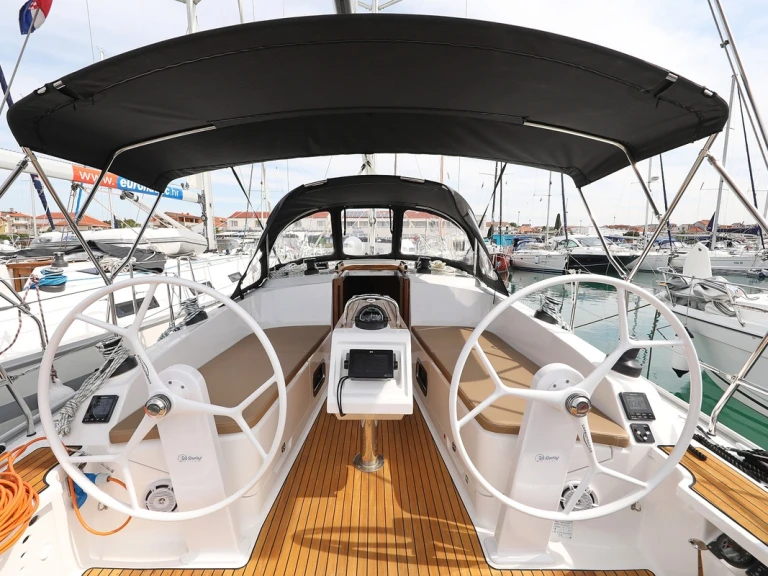 Alquiler de Velero, con o sin patrón Bavaria Biograd na Moru