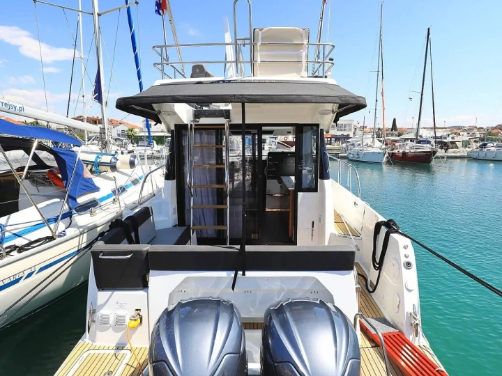 Lancha para alquilar Biograd na Moru al mejor precio