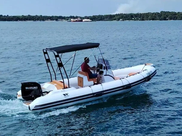 Alquiler Pula - Tiger Proline 620 en SamBoat