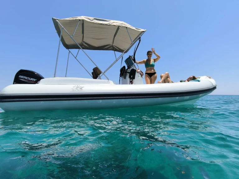 Alquiler de Gemboat G21 en Porto Siracusa