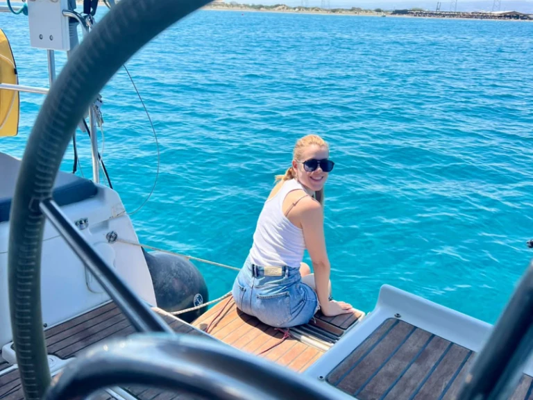 Alquiler de Velero, con o sin patrón Jeanneau Limassol