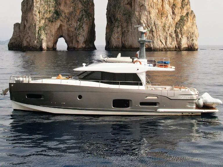 Alquiler Lancha en Nápoles - Azimut Azimut Magellano 53