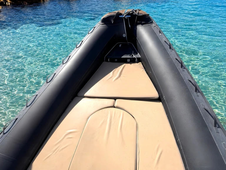 Alquiler Saint-Cyr-sur-Mer - gomini semi rigide 7,85 open en SamBoat