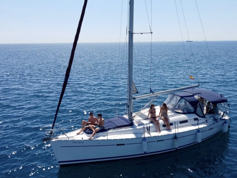 Alquiler de Bénéteau Oceanis 393 Clipper en Barcelona