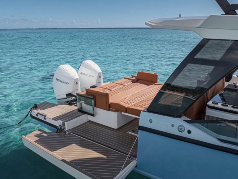Alquiler de barcos Antibes barato de Saxdor 320 GTO