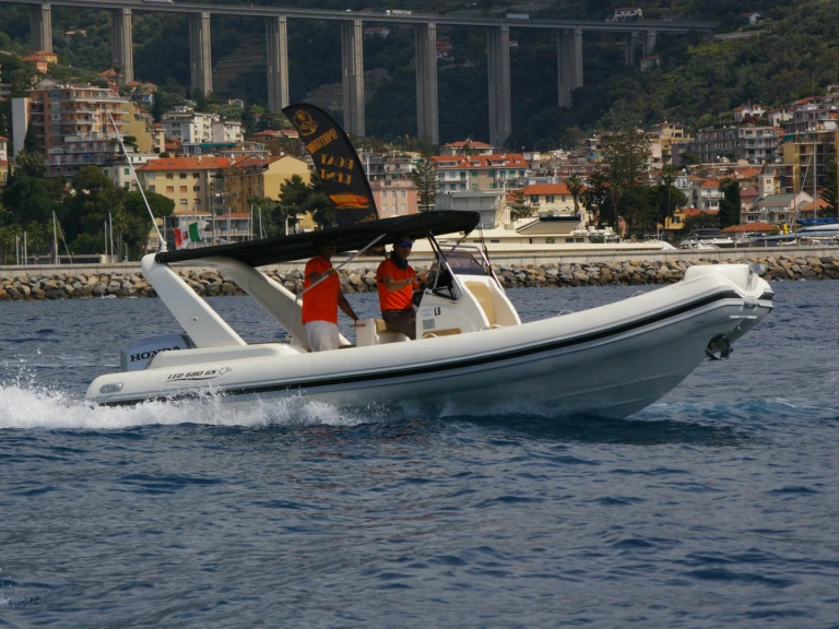Nautica Led Nautica Led 680 de alquiler a Sanremo