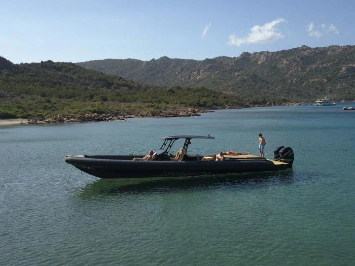 Alquiler de Bernico Rxp13 en Baie de Figari