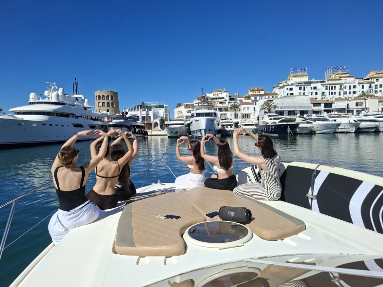 Alquiler Marbella - Princess v45 en SamBoat